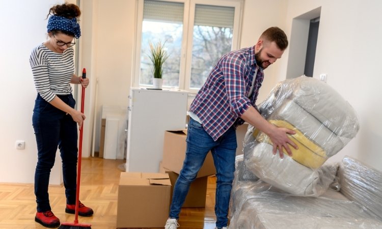 Moving house in rain